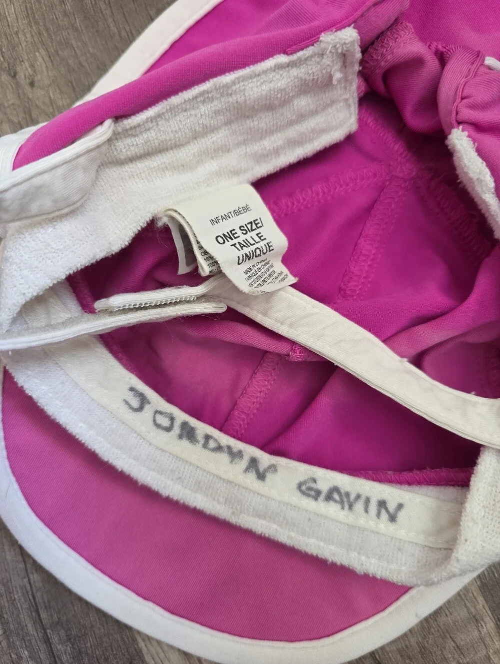 The North Face BABY INFANTS Y2K Kids Pink Sun Brim Hat with Neck Flap
